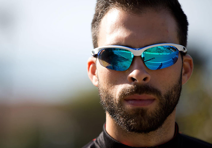 Szemüvegek a kerékpárosok szemének boldog mosolyáért