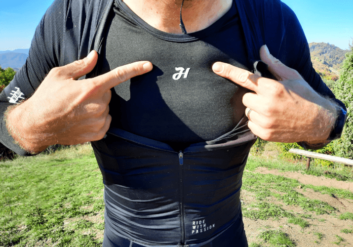 A Holokolo téli kiegészítőinek tesztelése: Hogyan teljesítettek a hideg időben?