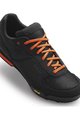 GIRO Kerékpáros cipő - RUMBLE VR - fekete/narancssárga