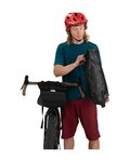 OSPREY kistáska a kerékpárra - ESCAPIST HANDLEBAR BAG L - fekete