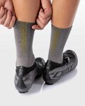 ALÉ Klasszikus kerékpáros zokni - GREEN - szürke