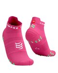 COMPRESSPORT Kerékpáros bokazokni - PRO RACING 4.0 RUN - rózsaszín/zöld