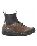 NORTHWAVE Kerékpáros cipő - MULTICROSS MID GTX - barna/fekete