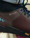 NORTHWAVE Kerékpáros cipő - MULTICROSS MID GTX - barna/fekete