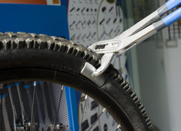 UNIOR fogó - PLIERS 300 - piros