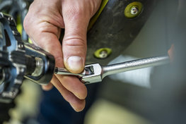 UNIOR kulcs - TORQUE WRENCH - ezüst