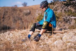 HAVEN Kerékpáros sisak - TOLTEC LUMIERE - fekete/piros