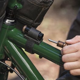 BLACKBURN ragasztás - PRO PLUGGER - fekete