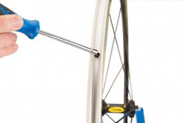 PARK TOOL központosító kulcs - CENTERING KEY 5,5 mm PT-SW-18C - kék/fekete