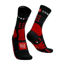 COMPRESSPORT Klasszikus kerékpáros zokni - HIKING - piros/fekete