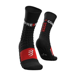 COMPRESSPORT Klasszikus kerékpáros zokni - PRO RACING WINTER RUN - fekete/piros